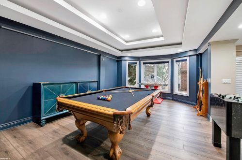 1140 Autumnview Dr, Rochester MI 48307-6060 exterior