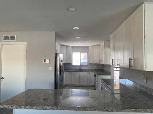 8838 42nd Ave, Phoenix AZ 85053-5306 exterior