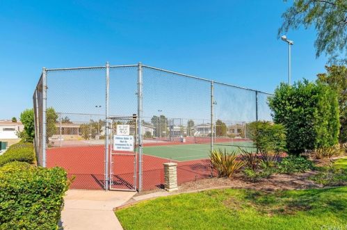 2851 Rolling Hills Dr, Fullerton CA  92835-2379 exterior