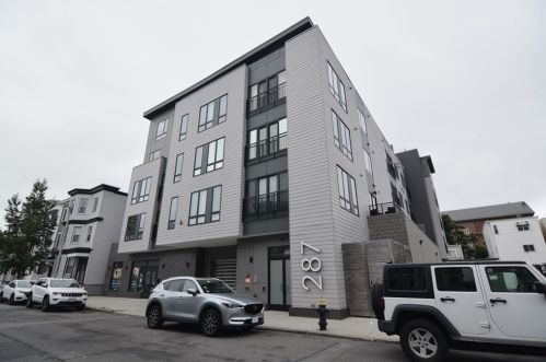 287 Maverick St, Boston MA  02128-2311 exterior