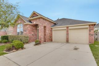 12922 Hawthorne Shores Dr, Houston TX  77044-1257 exterior