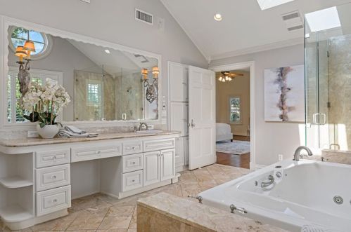 5300 Deloache Ave, Dallas TX  75220-2216 exterior