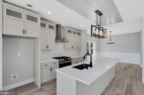 393 Hoover Ave, Berkeley Township NJ 08721-2866 exterior