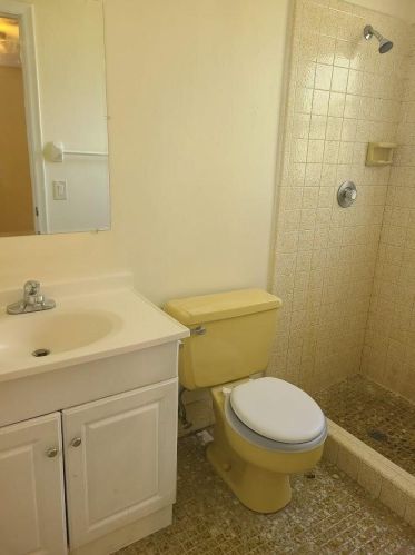 2503 2nd St, Boynton Beach FL 33435-7641 exterior