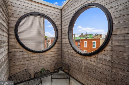 2401 Emerald St, Philadelphia PA  19125-1204 exterior