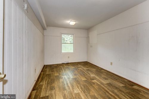 789 Rte 45, Pilesgrove NJ 08098-2528 exterior