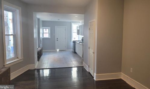 5743 Cedar Ave, Philadelphia PA  19143-1931 exterior