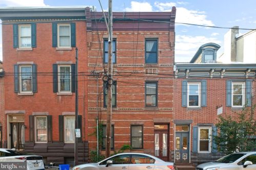 920 4 St, Philadelphia PA 19147-4104 exterior