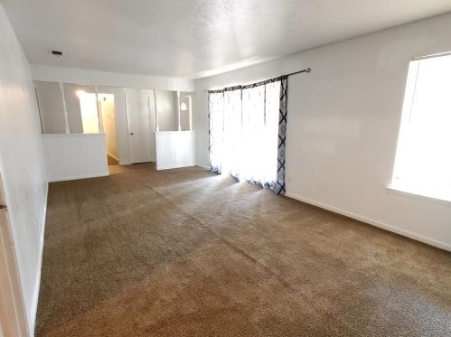 2936 Green Meadow Dr, Dallas TX  75228-5131 exterior