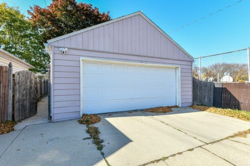 2254 61, Milwaukee WI 53213-1502 exterior