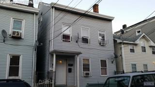 81 Beech St, Paterson NJ  07501-3096 exterior
