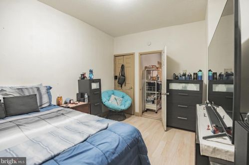 46 21 St, Camden NJ 08105-3707 exterior