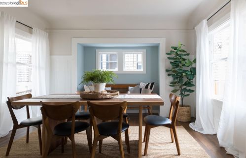 2542 Chilton Way, Berkeley CA 94704-2807 exterior