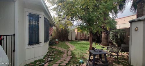 4828 81st Dr, Phoenix, AZ 85033-1020