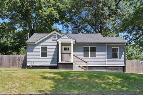 1731 Madrona St, Atlanta GA  30318-6427 exterior