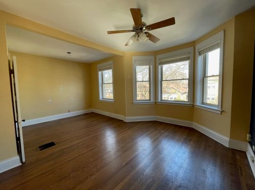 6320 Paulina St, Chicago IL 60660-1111 exterior