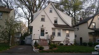 27 Davies Ave, Dumont, NJ 07628-2403