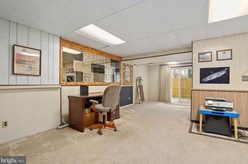 486 Mainview Ct, Glen Burnie MD 21061-6119 exterior