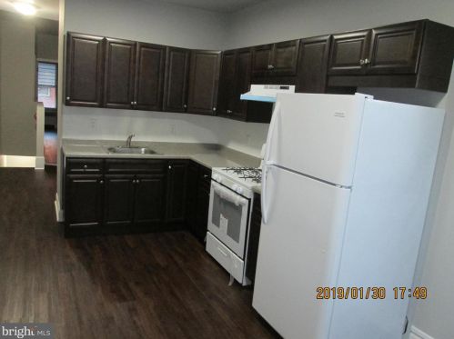 2248 18 St, Philadelphia PA 19140-1014 exterior