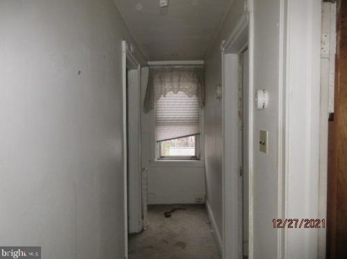 818 Lawnton Ter, Manor PA 19036-1109 exterior