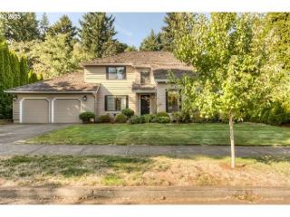 1665 Cambridge Dr, Salem, OR 97302-1998