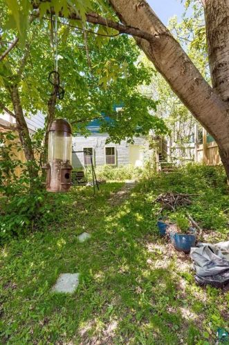 811 9th St, Duluth MN 55805-1404 exterior