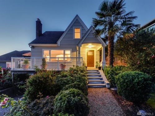 2126 201 St, Seattle WA  98133-3013 exterior