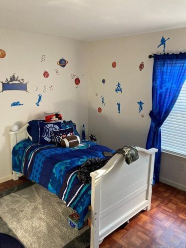 425 Hillandale Blvd, Torrington CT 06790-2665 exterior