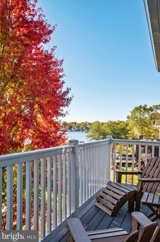 3717 Parke Dr, Edgewater MD 21037-4115 exterior