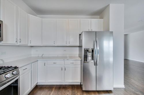 1924 Lotus Ave, Chicago IL 60639-1435 exterior