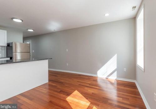 1830 9 St, Philadelphia PA 19148-4529 exterior