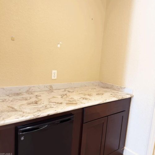 560 Desoto Blvd, Naples FL 34120-9021 exterior