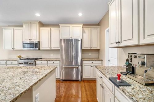 216 Overlook Dr, Pittsburgh PA 15216-1545 exterior