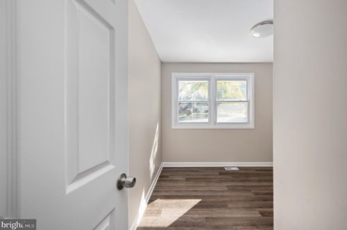 5710 Larpin Ln, Alexandria VA 22310-1249 exterior