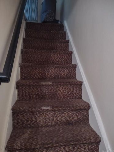 3359 Corsa Ave, Bronx NY 10469-2800 exterior