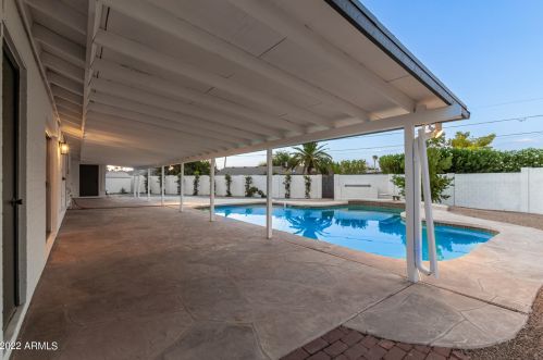 10837 38 Pl, Phoenix AZ 85044-8202 exterior