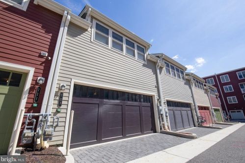 723 Custis Ave, Alexandria VA  22301-1088 exterior