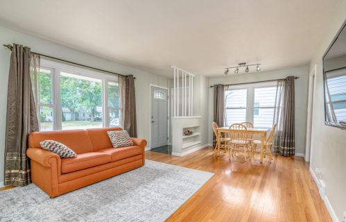 2110 Dorchester Ave, Kalamazoo, MI 49001-5221