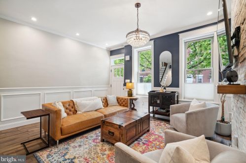 2227 Christian St, Philadelphia PA  19146-1718 exterior