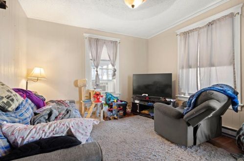 37 Whiting Ave, Torrington CT 06790-4921 exterior