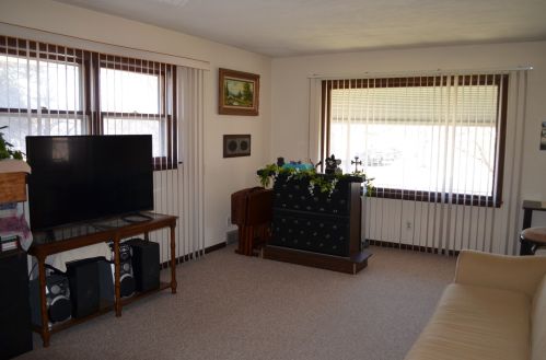 1018 Raynor Ave, Joliet IL 60435-4547 exterior