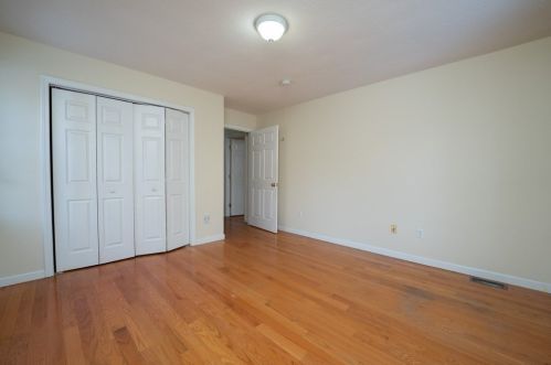 29 Pocantico Ave, Springfield MA 01109-1463 exterior