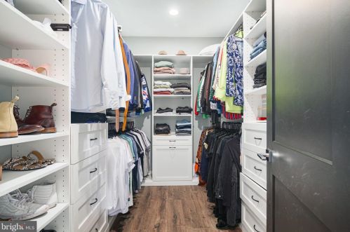 1313 29 St, Philadelphia PA 19121-4503 exterior