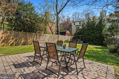 6 French St, Alexandria VA 22304-2642 exterior