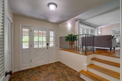 322 Cheyenne Trl, Madison WI  53705-4703 exterior