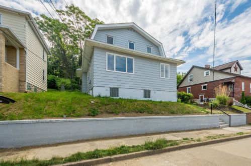 5131 Delford St, Pittsburgh, PA 15207-2301