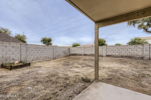 19045 31 Pl, Phoenix AZ 85050-2522 exterior