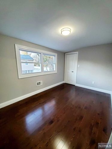 288 Larch Ave, Dumont NJ 07628-1300 exterior