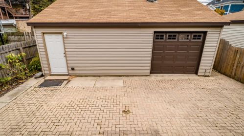 3927 Lawndale Ave, Chicago IL  60618-3107 exterior