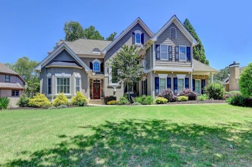 7590 Wentworth Dr, Duluth GA 30097-1607 exterior